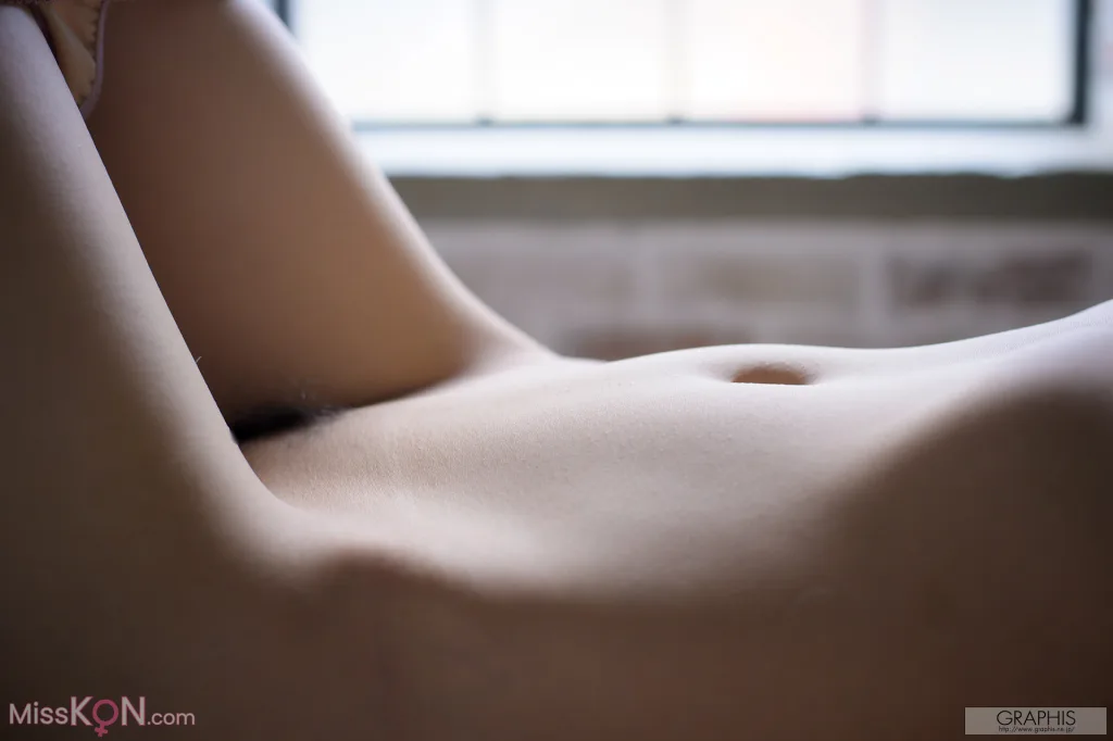 [JP] Miho Nana (未歩なな): [Graphis Gals] No.552 VIVACIOUS (141 photos)