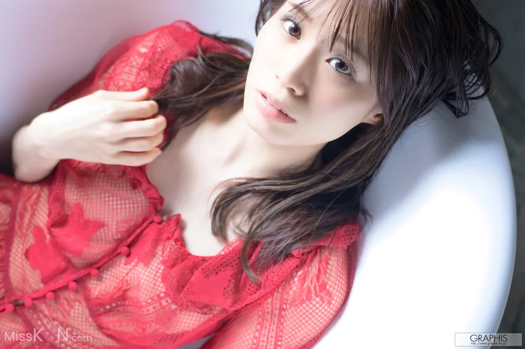 [JP] Miho Nana (未歩なな): [Graphis Gals] No.552 VIVACIOUS (141 photos)