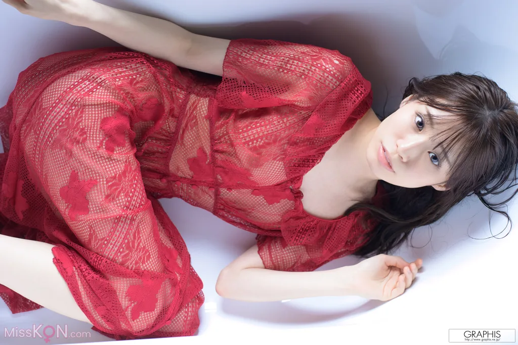 [JP] Miho Nana (未歩なな): [Graphis Gals] No.552 VIVACIOUS (141 photos)