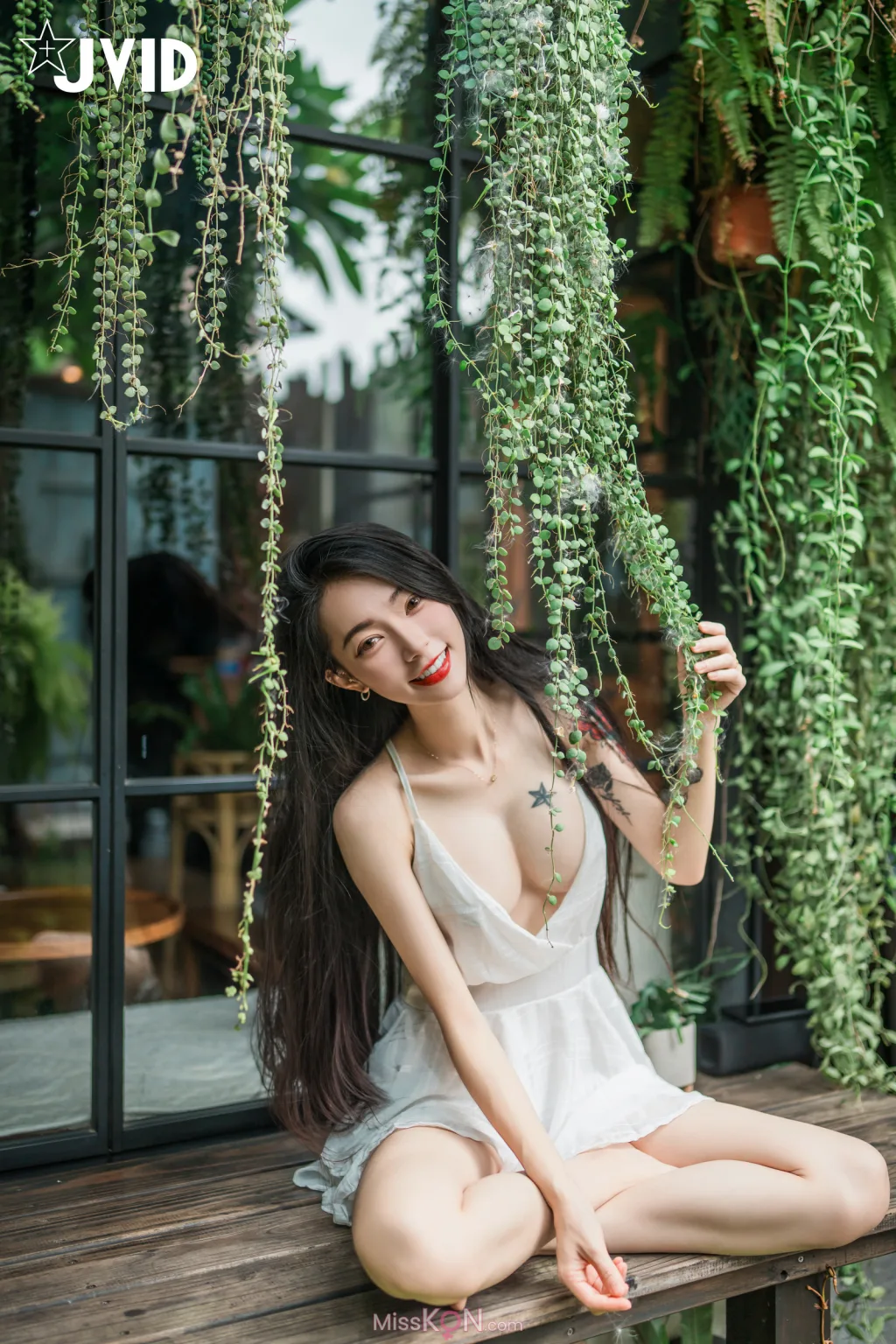 [JVID] 飄飄哥: 最美女神飄飄 實體寫真電子版 (234 photos)