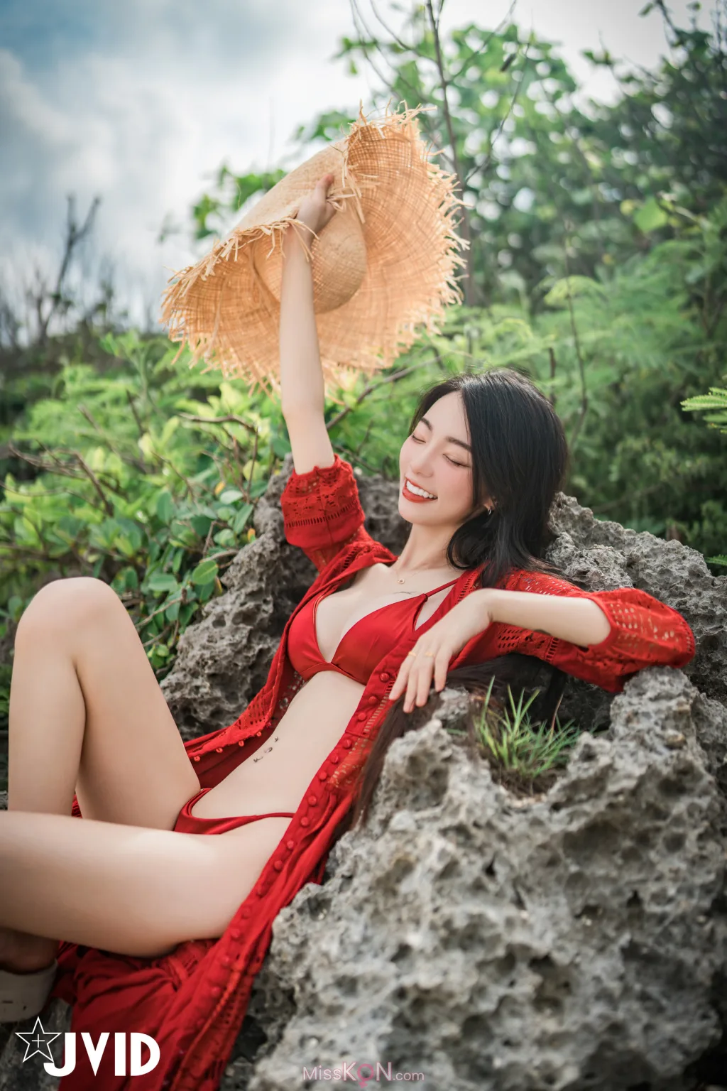 [JVID] 飄飄哥: 最美女神飄飄 實體寫真電子版 (234 photos)