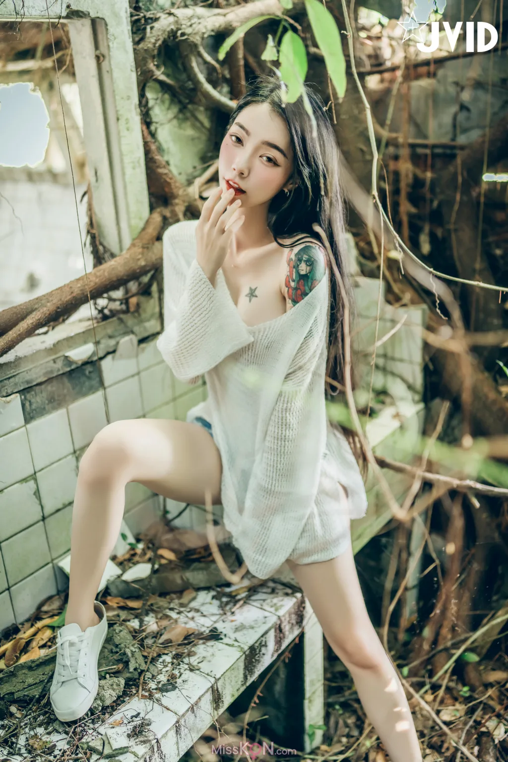 [JVID] 飄飄哥: 最美女神飄飄 實體寫真電子版 (234 photos)