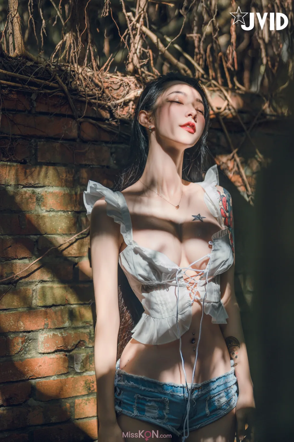 [JVID] 飄飄哥: 最美女神飄飄 實體寫真電子版 (234 photos)