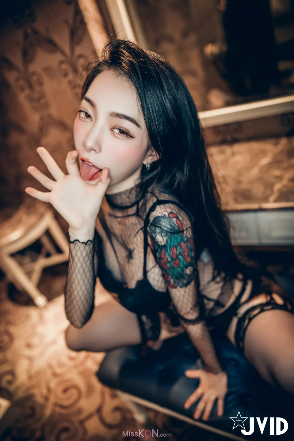[JVID] 飄飄哥: 最美女神飄飄 實體寫真電子版 (234 photos)