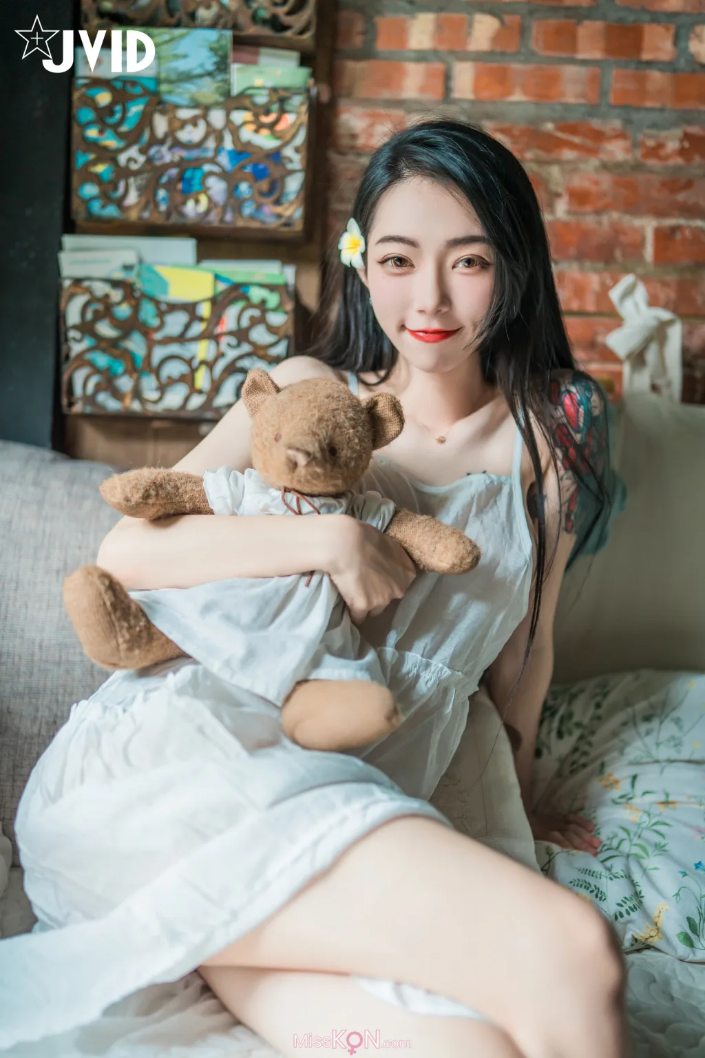 [JVID] 飄飄哥: 最美女神飄飄 實體寫真電子版 (234 photos)