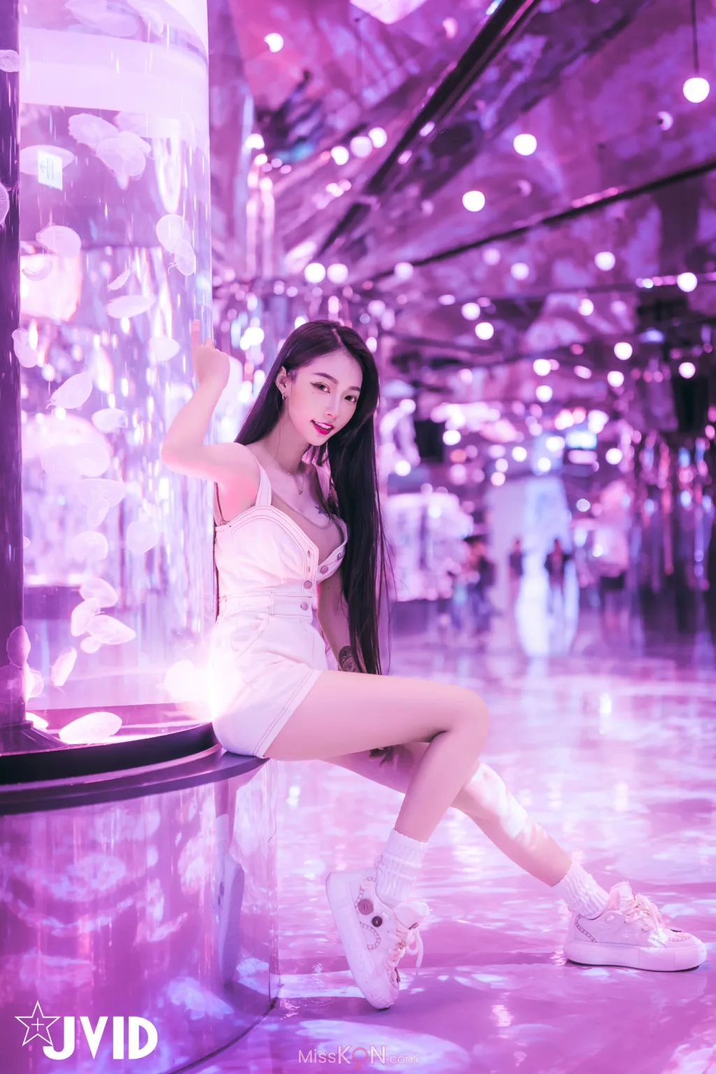 [JVID] 飄飄哥: 最美女神飄飄 實體寫真電子版 (234 photos)