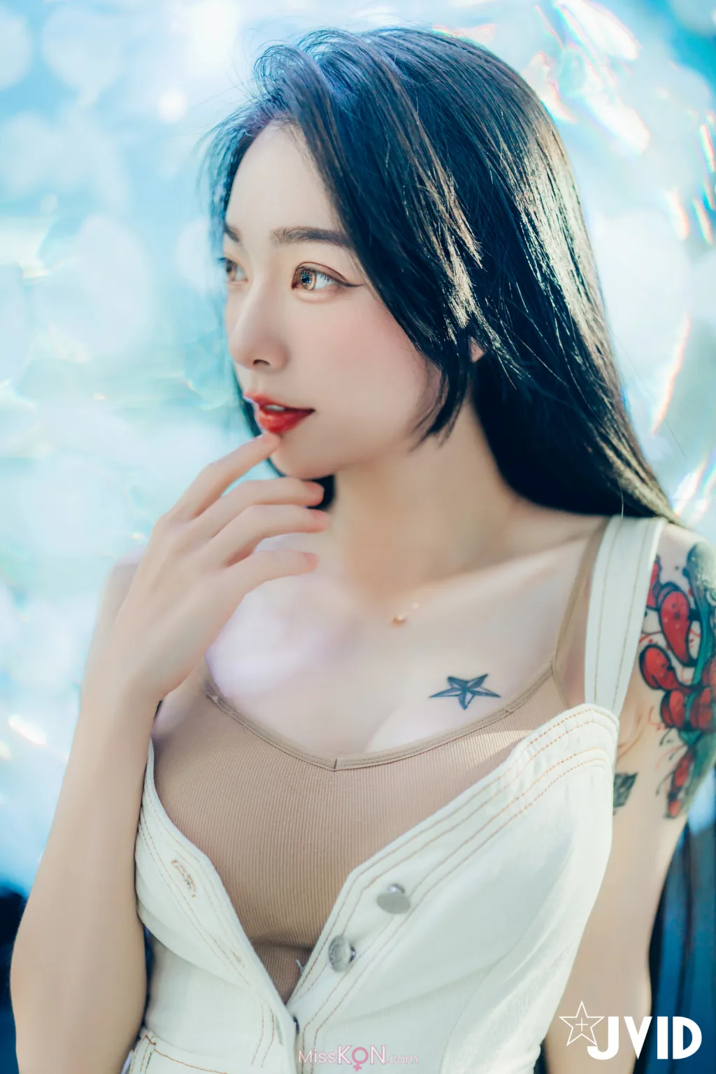 [JVID] 飄飄哥: 最美女神飄飄 實體寫真電子版 (234 photos)