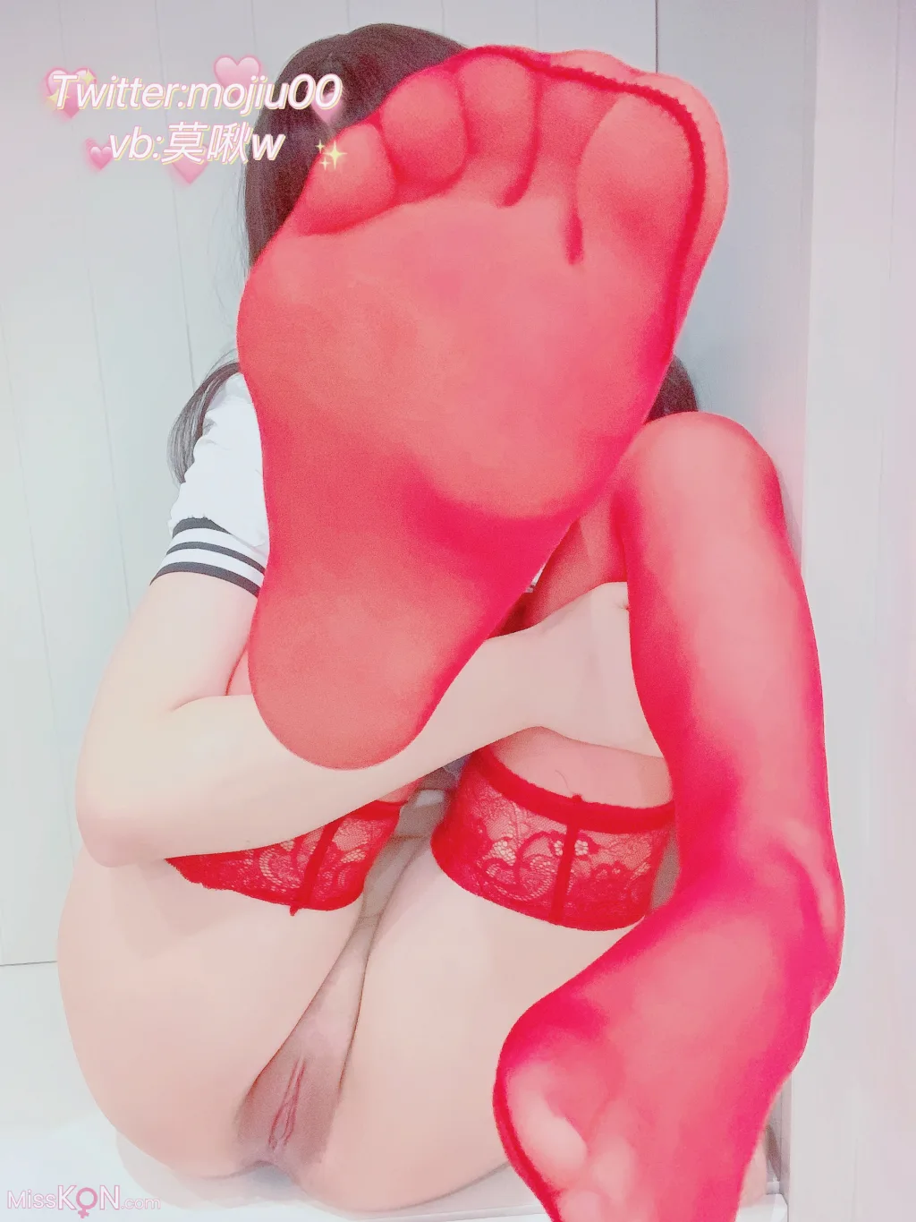 Coser@小青茗: 露脸JK定制红色丝袜 (32 ảnh)