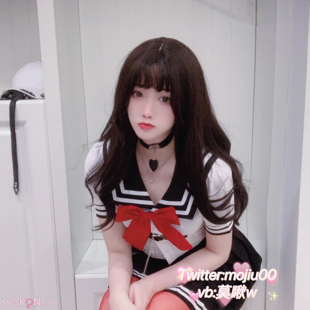 Coser@小青茗: 露脸JK定制红色丝袜 (32 ảnh)