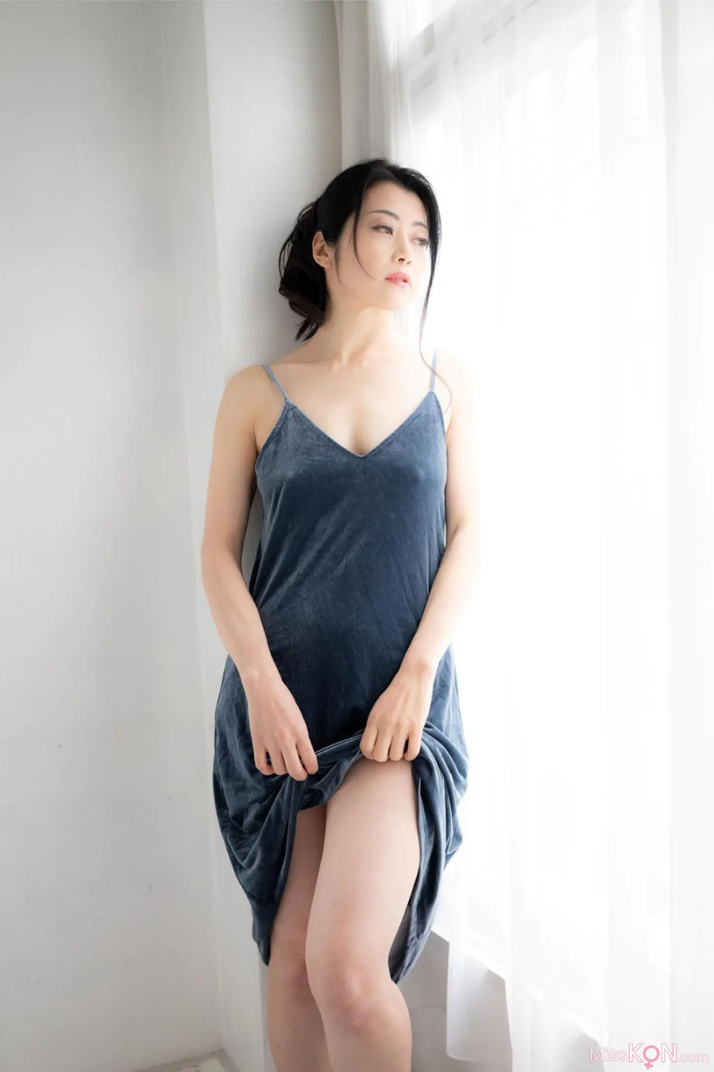 [JP] Maki Hojo (北条麻妃): Camel (85 ảnh)