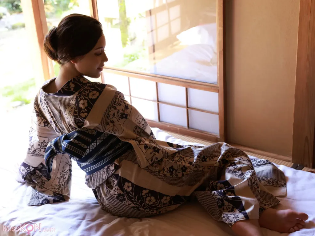 [JP] Michelle Megumi (ミッシェル愛美): Secret Lover Vol.3 (122 photos)