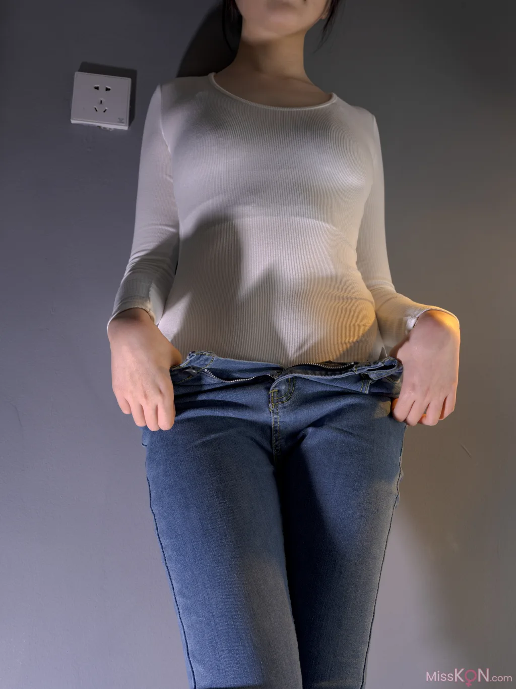 [森萝财团写真] Aika 裸足 (175 ảnh )