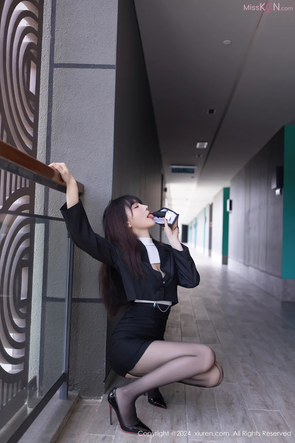 XIUREN No.8626 – 8635 (847 photos)