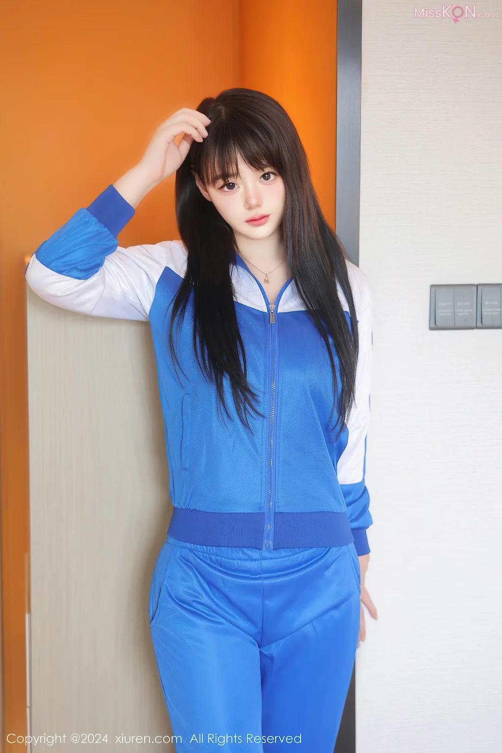 XIUREN No.8626 – 8635 (847 photos)