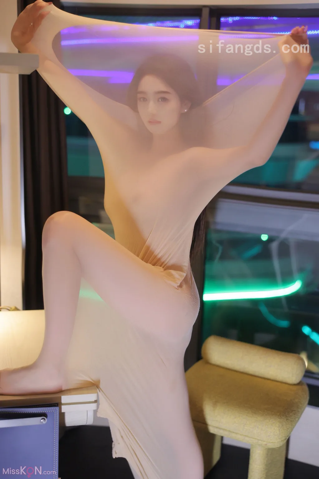 [XR Uncensored] Candy糖糖: R18 秀人网模特 破茧 (96 ảnh )