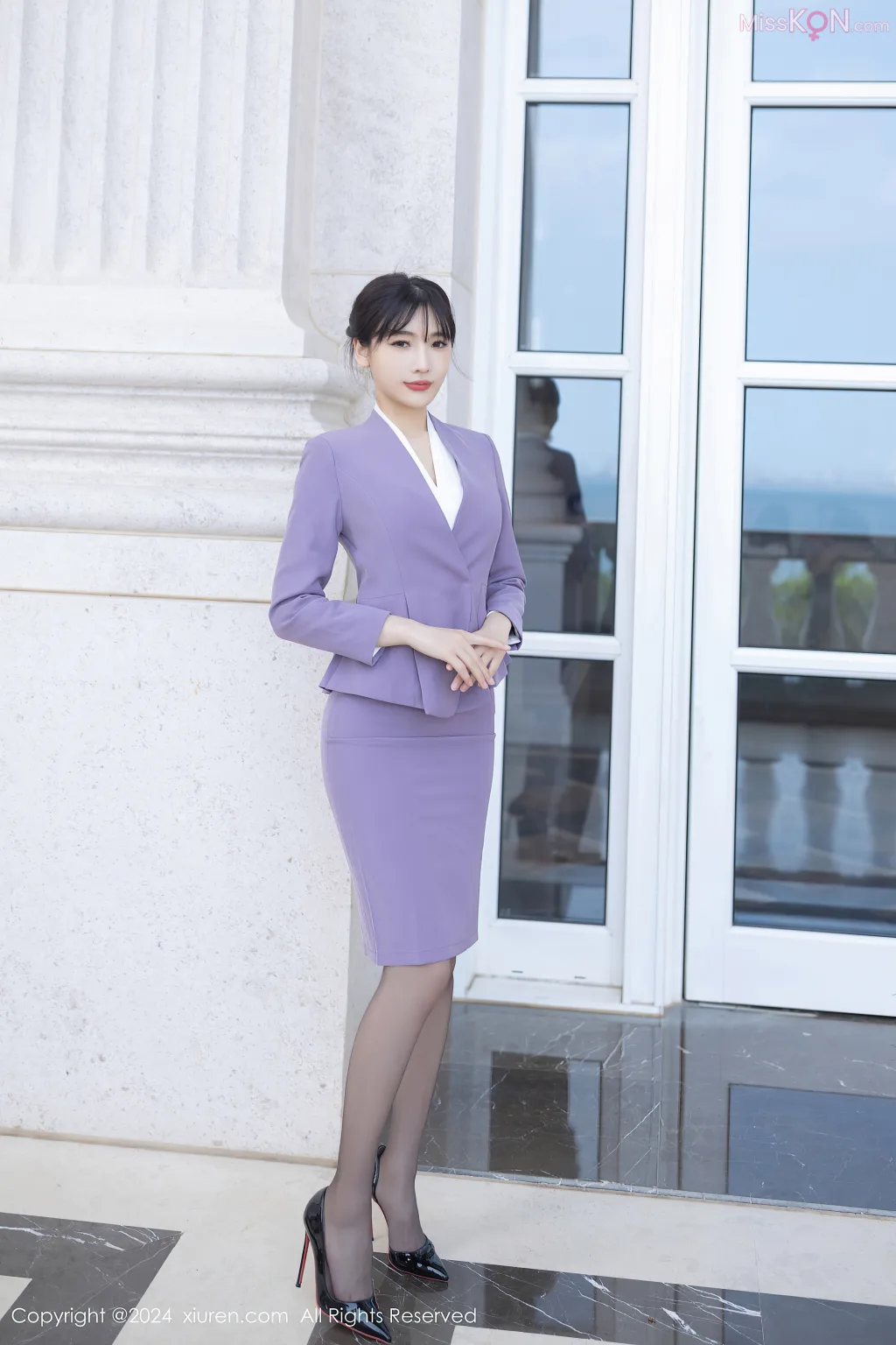 XIUREN No.8696 – 8705 (800 photos)