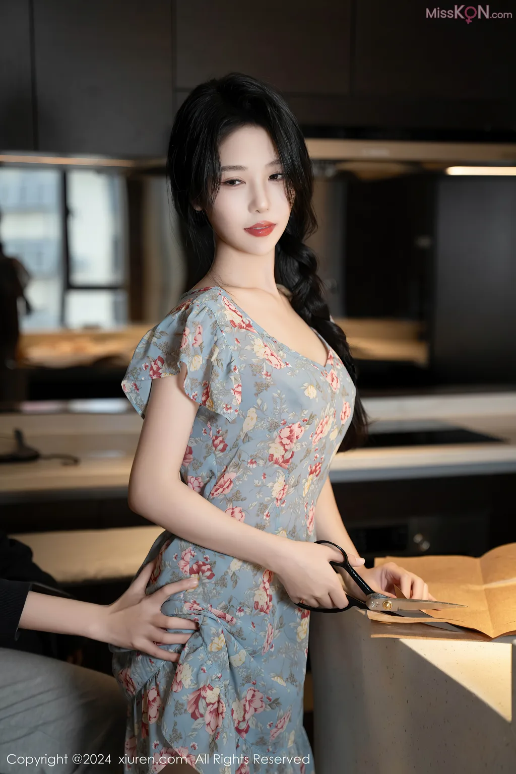 XIUREN No.8696 – 8705 (800 photos)
