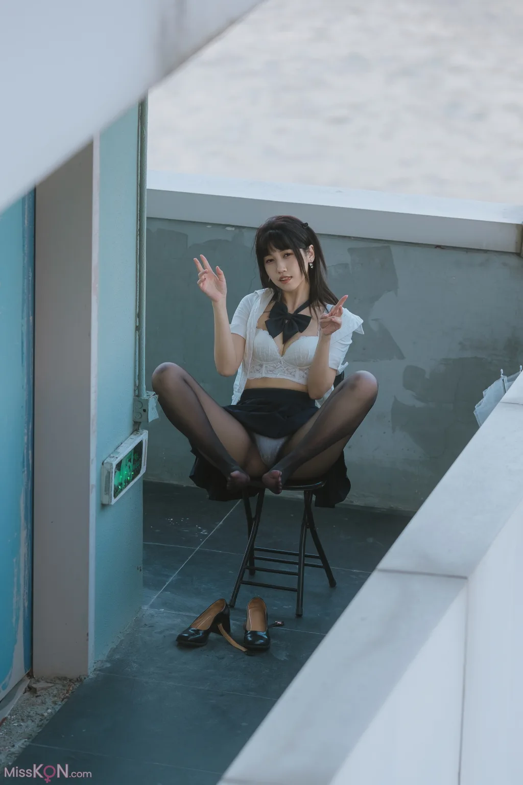 Coser@不呆猫: JK学妹户外 (59 photos)