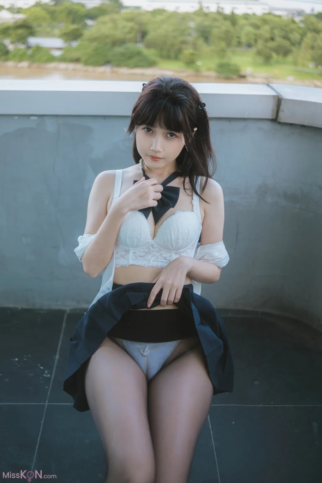 Coser@不呆猫: JK学妹户外 (59 photos)