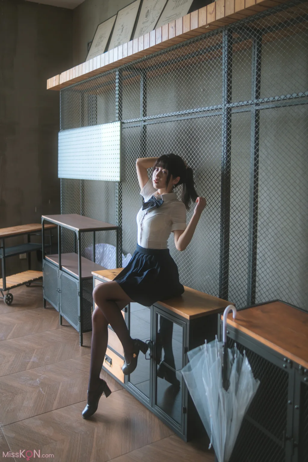 Coser@不呆猫: JK学妹户外 (59 photos)