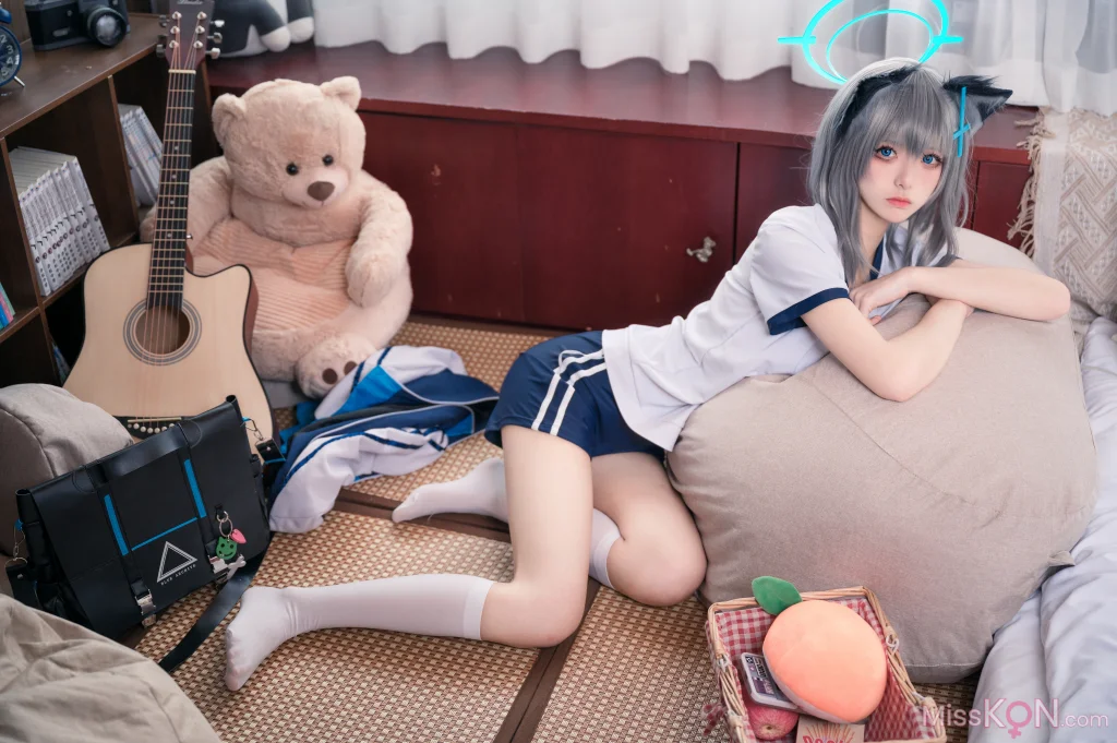 Coser@九柒喵: 体操服白子 (17 photos)