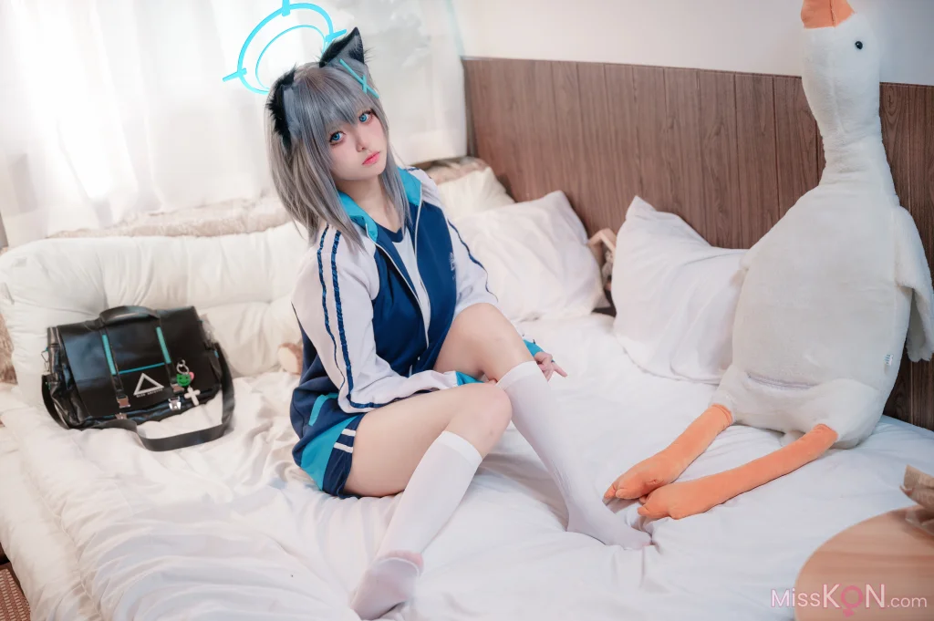Coser@九柒喵: 体操服白子 (17 photos)