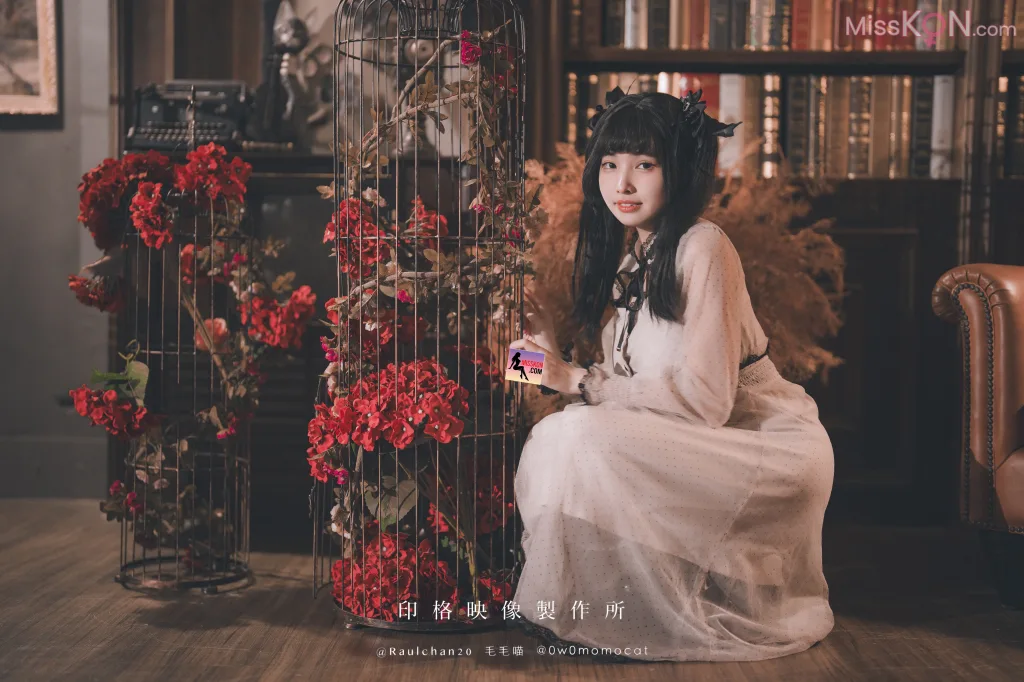 Coser@慕慕Momo: 玩偶女孩 (46 photos)