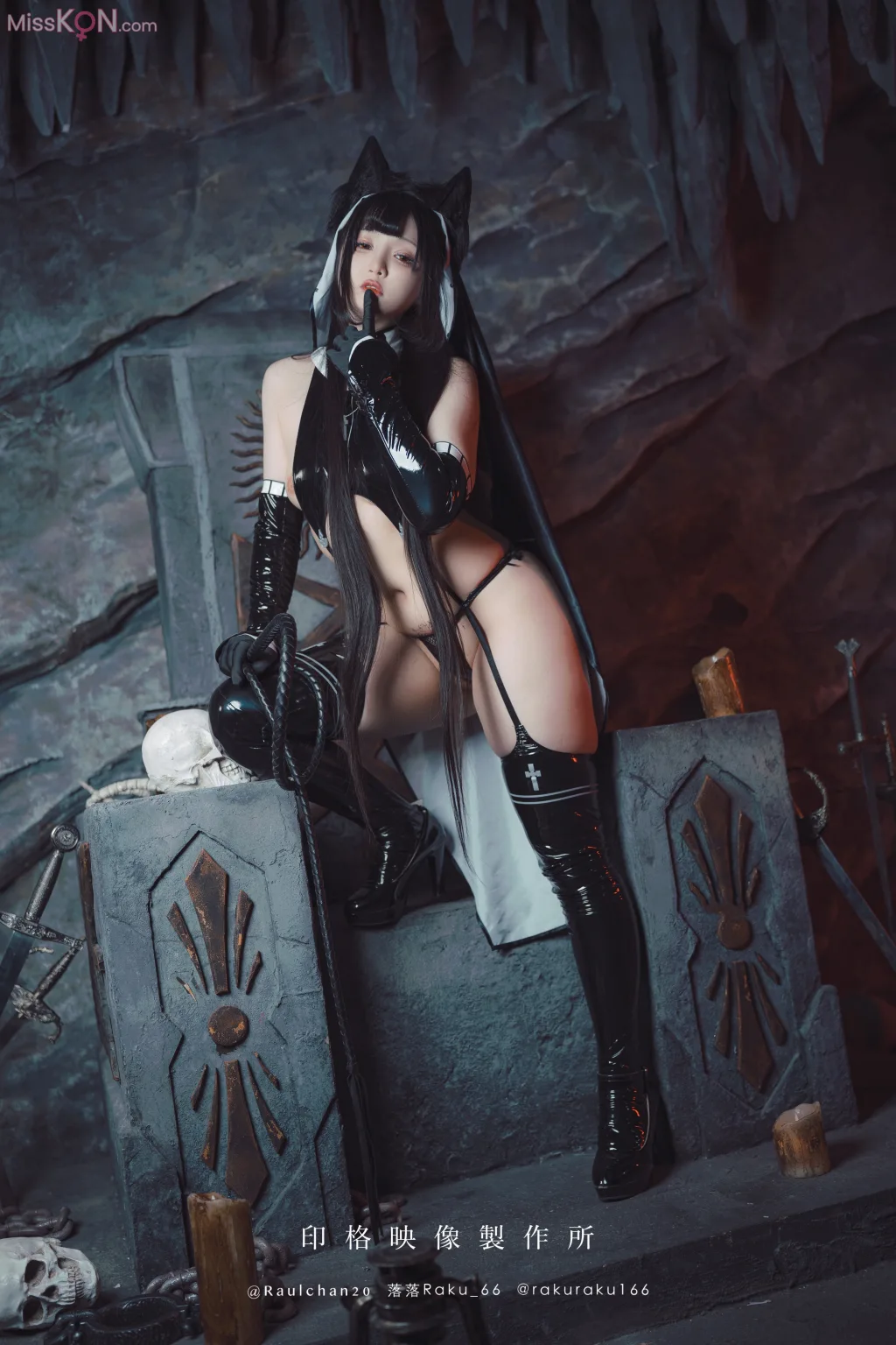 Coser@落落Raku: 莉莉丝 (46 photos)