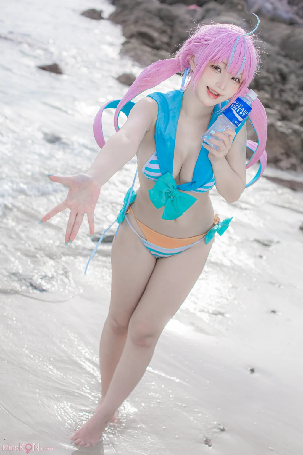 Coser@Takanashi Hanari: Aqua (21 photos)