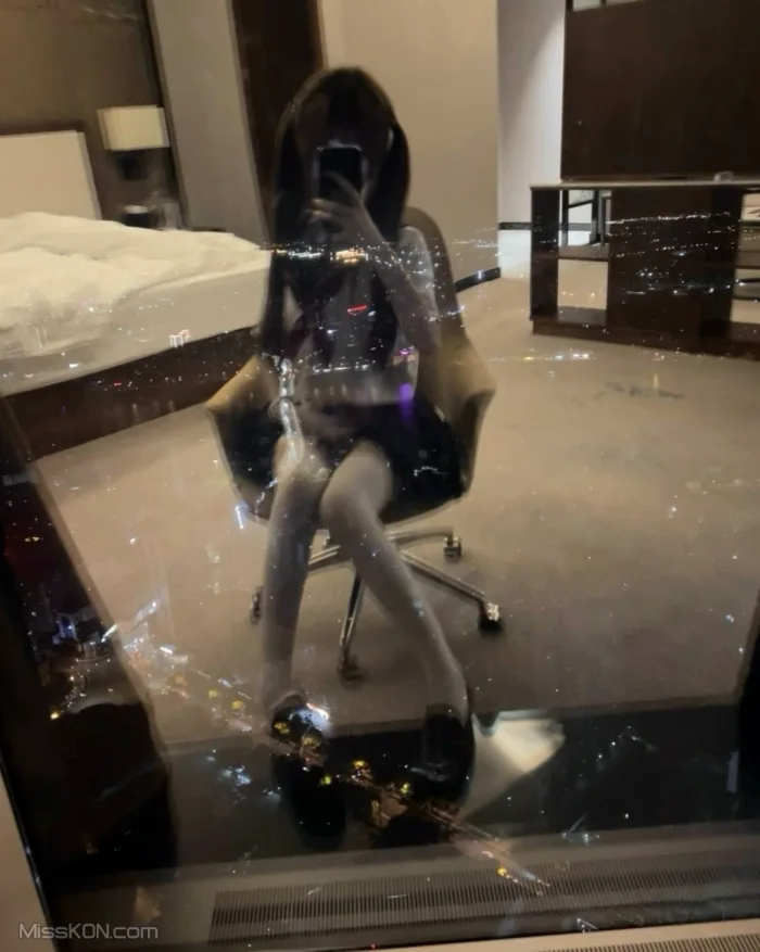 Coser@jasmine甜酱: 超嫩福利姬少女 爆浆勾人小妖精 (91 photos)