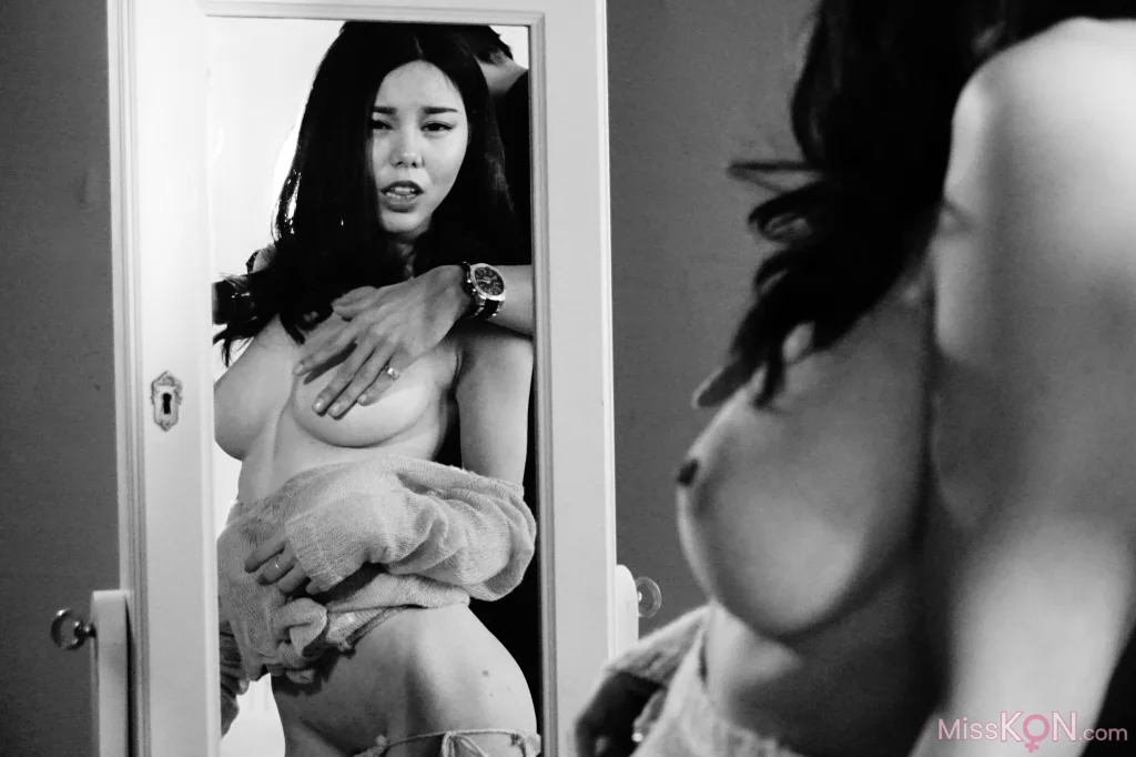 [XR Uncensored] Chen Jiaxi (沈佳熹): R18 秀人网模特 居家私拍 (141 photos)