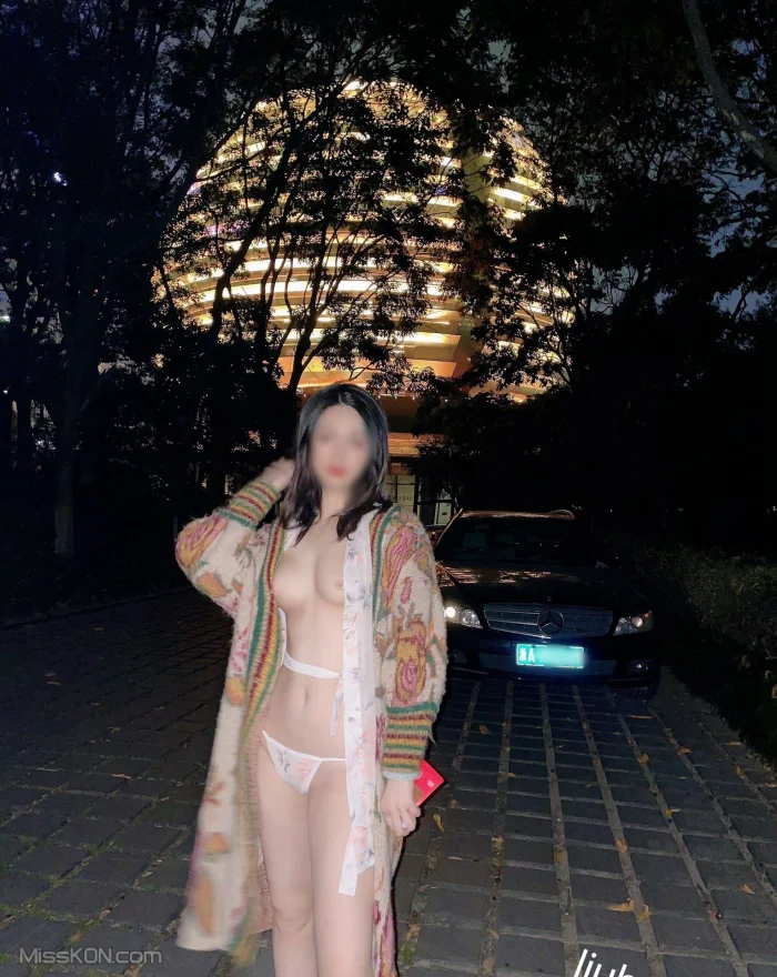liubaiaai: 極品女神美穴超粉爽爆啪啪啪 (37 photos )