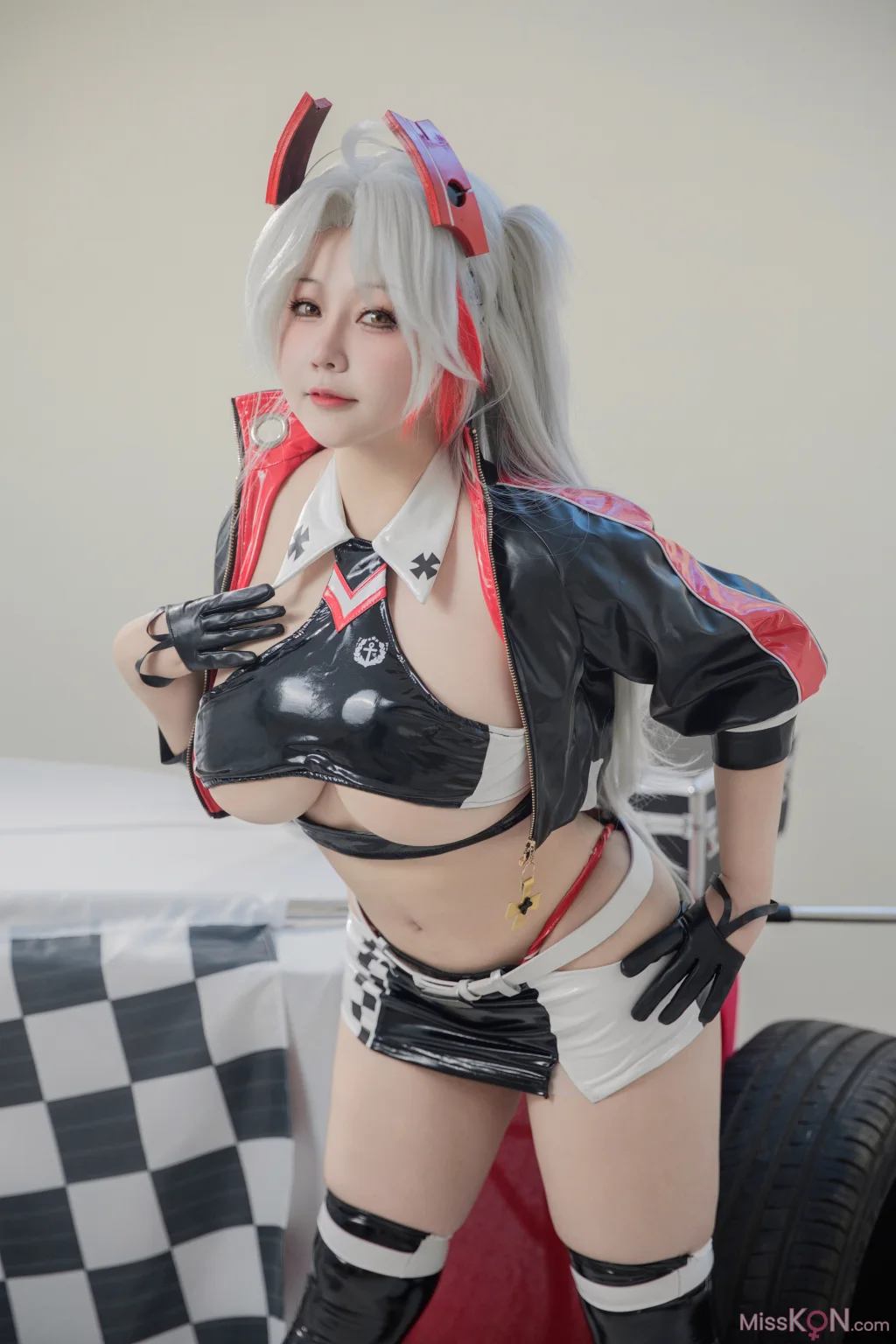 Coser@KANEKO_咔喵: 欧根亲王 赛车服 (36 photos )
