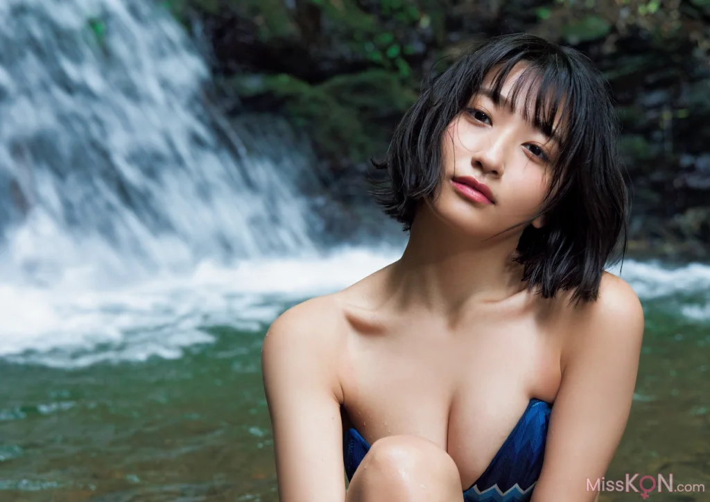 [JP] Akira Mizuno (水野瞳): AKIRA (150 photos)