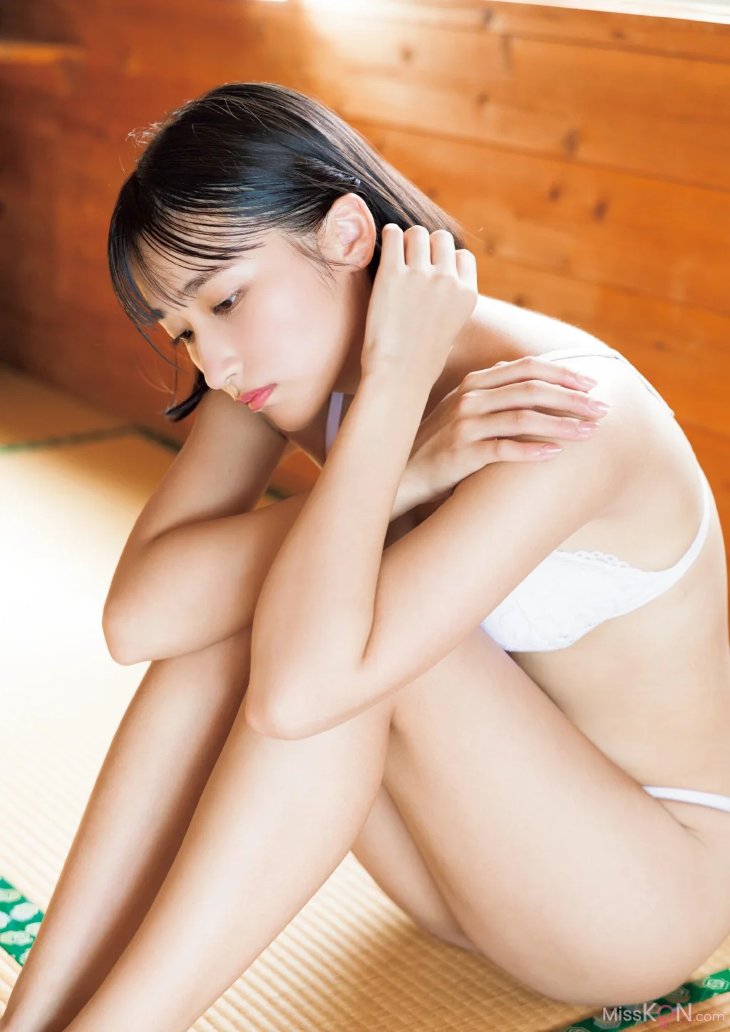 [JP] Akira Mizuno (水野瞳): AKIRA (150 photos)