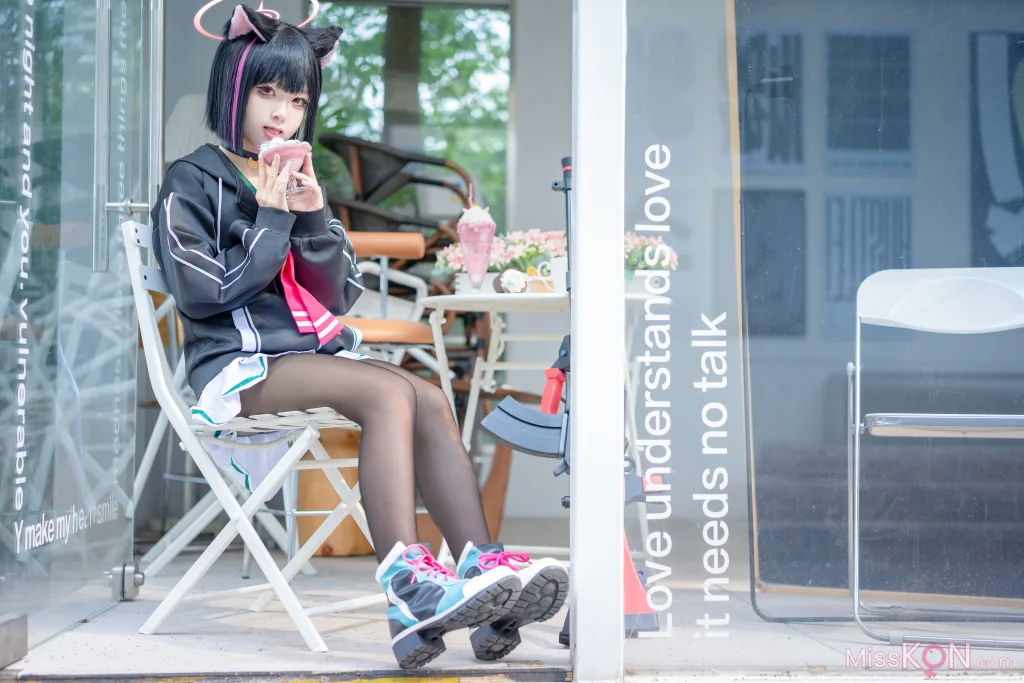 Coser@矢量鱼: 杏山和纱 (18 photos)