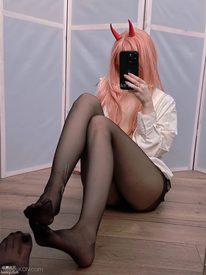 Coser@zzzsunvi: 顶级Cos白虎萝莉美女 治愈系少女的温馨日常 (190 photos + 4 videos) – Page 3