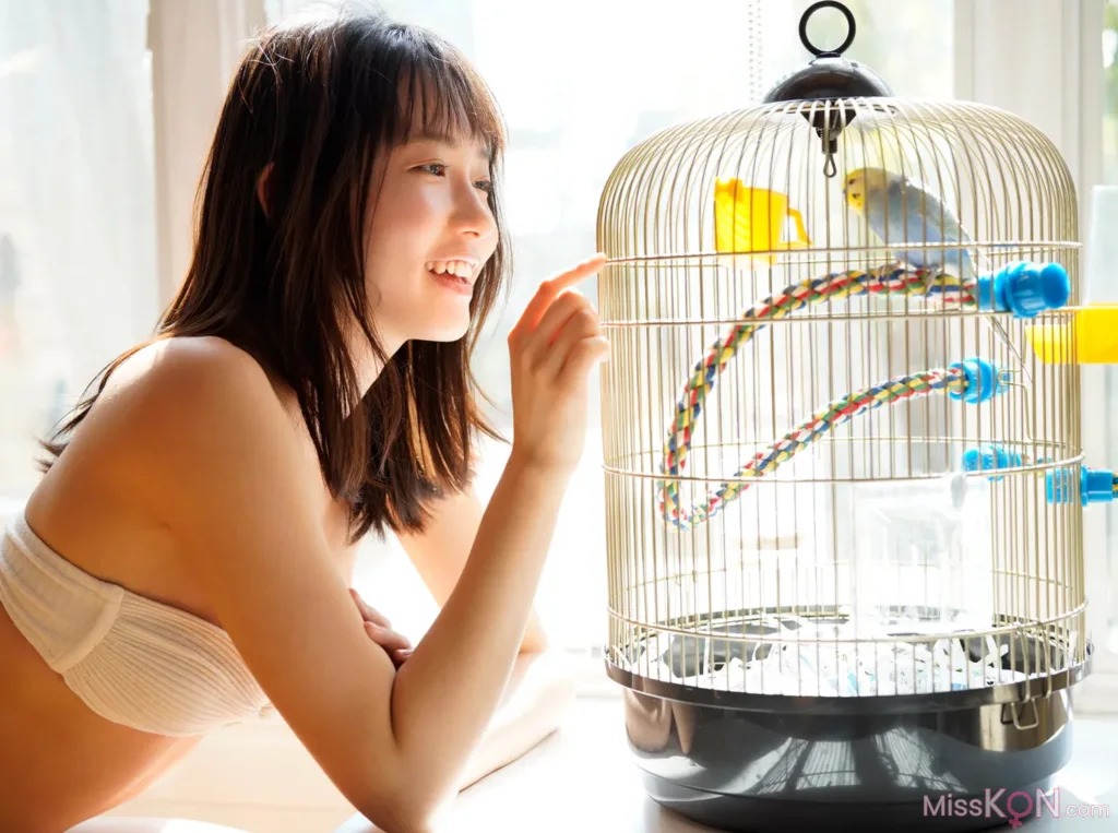 [JP] Shida Nene (志田音々): 癒やしの純潔ビキニ (104 photos)
