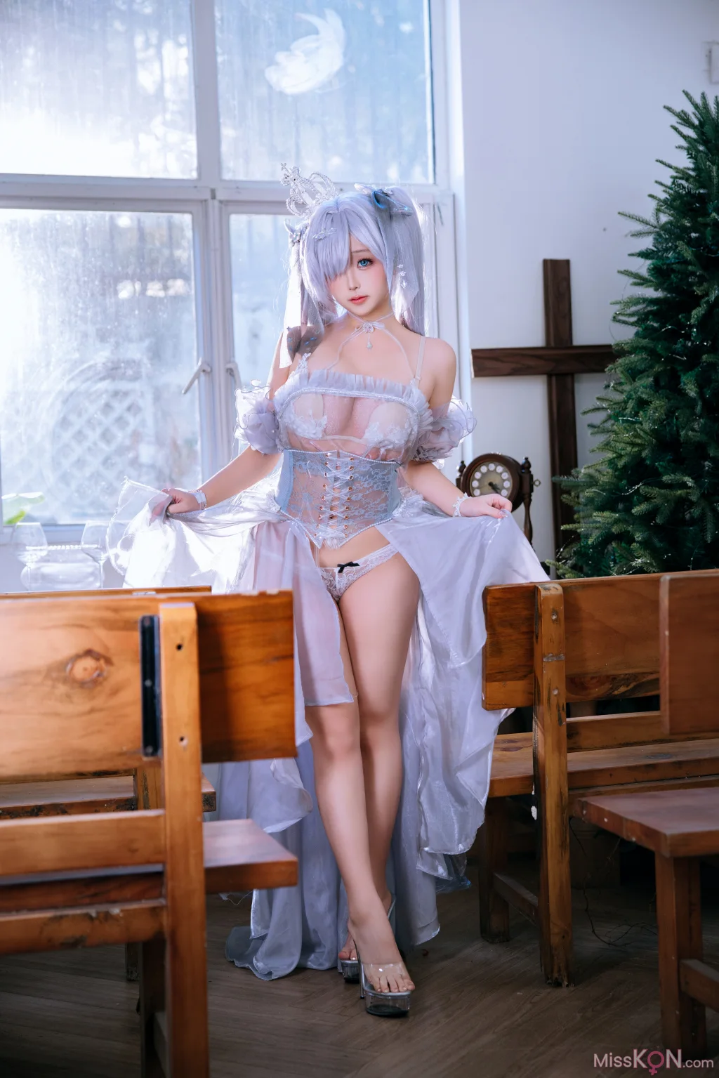 Coser@日奈娇: 胜利女神 – 妮姬 灰姑娘 (42 photos)