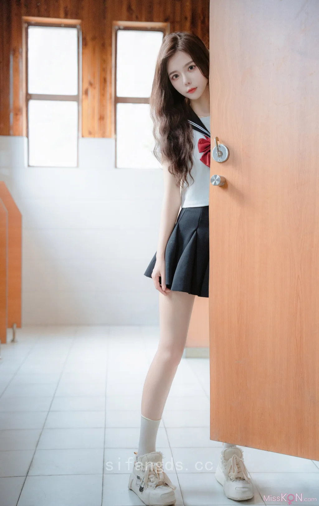 [XR Uncensored] 拍黄瓜: R18 秀人网模特 纯真与活力的完美结合 (99 ảnh ) - ( Page 1 / 5 )