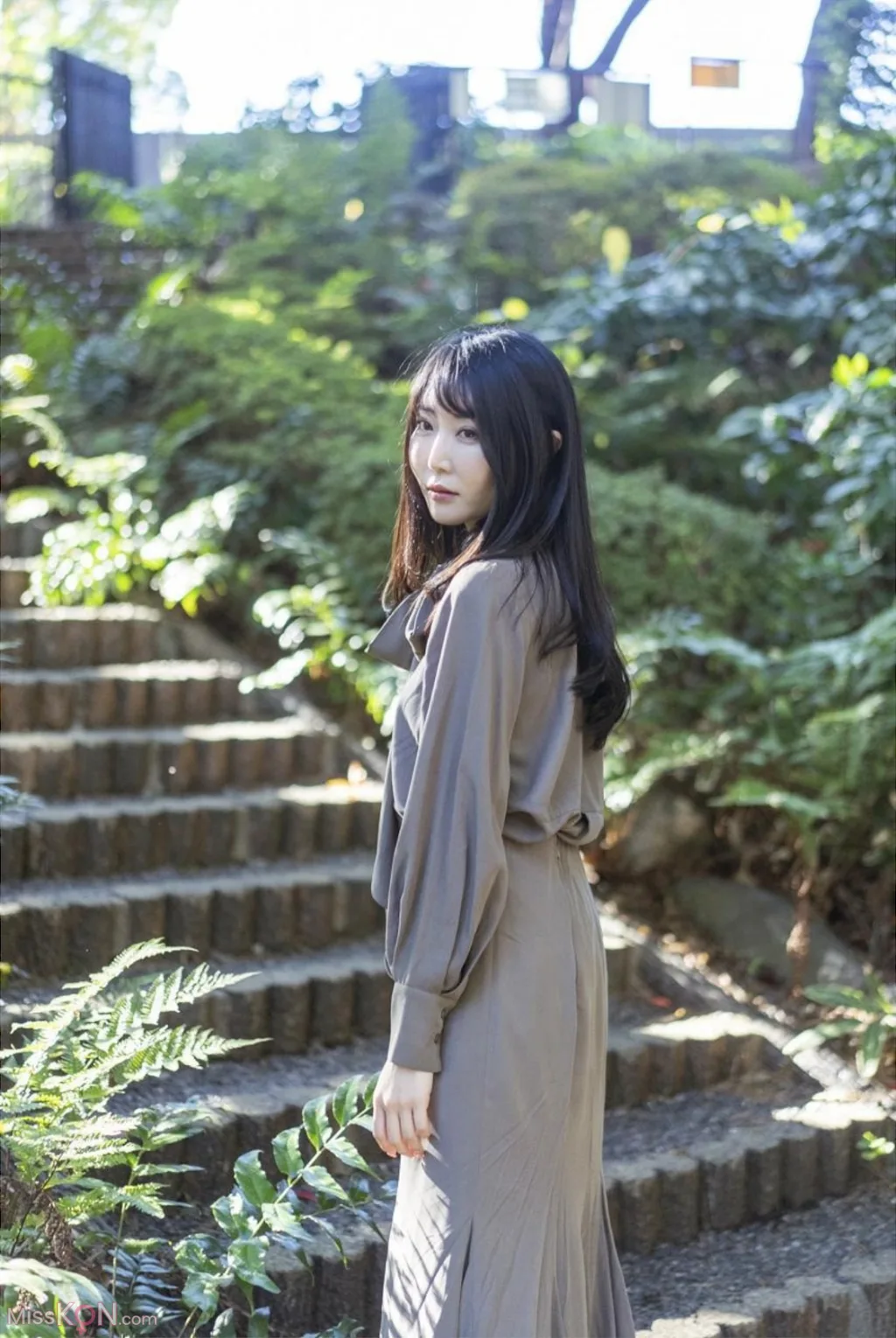 [JP] Nananano (七菜乃): Lumiere (320 photos)