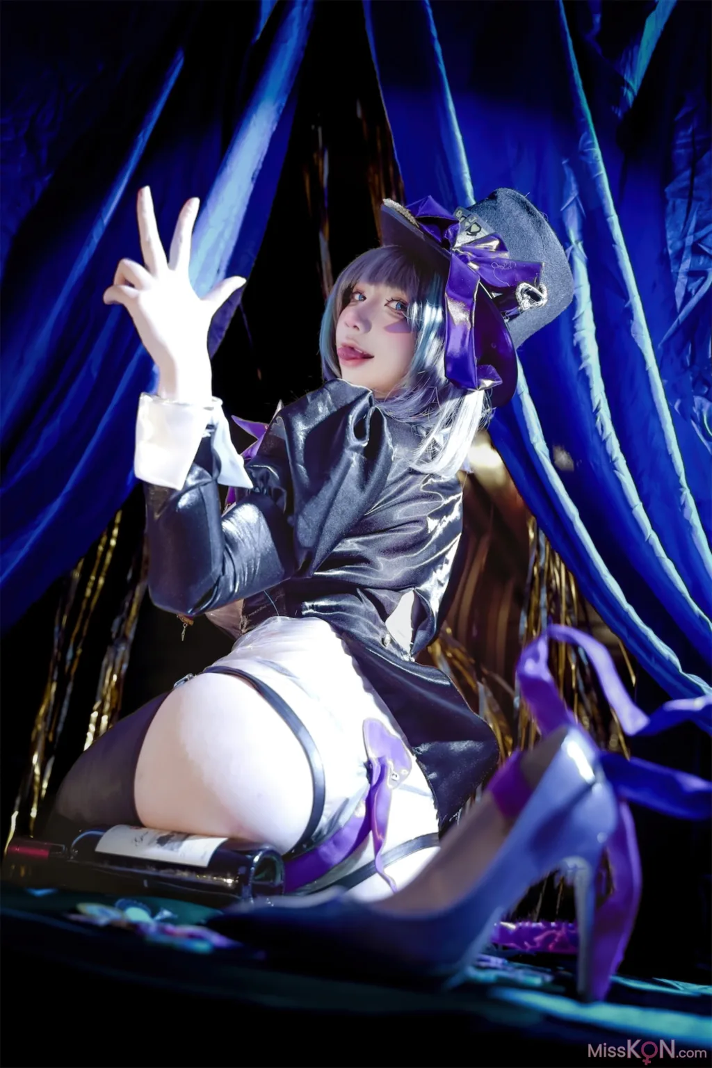 Coser@九曲Jean: 柴郡绚烂夜梦 (40 photos)