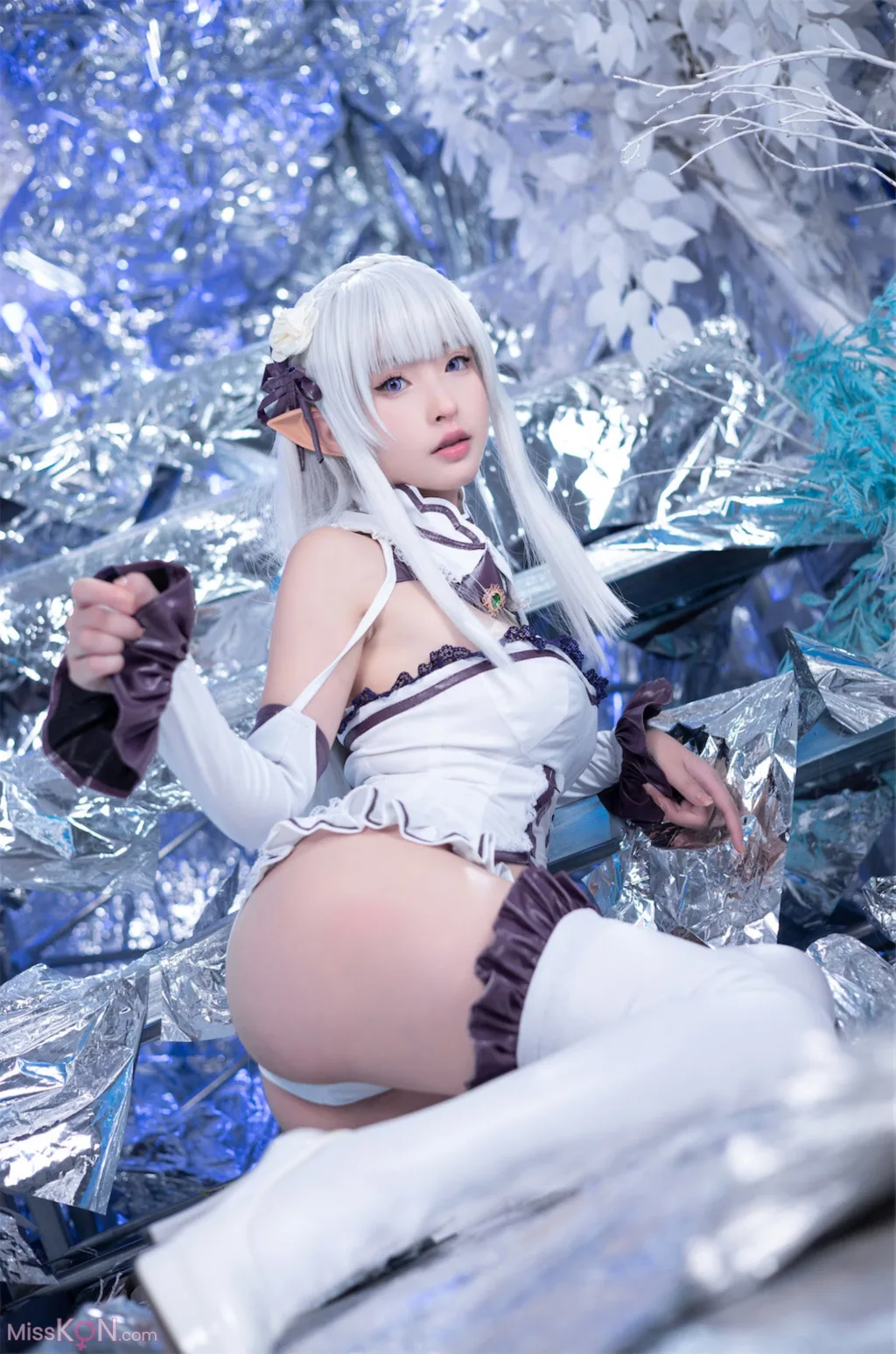 Coser@清水由乃: 重生之我是艾米莉亚 (41 photos)