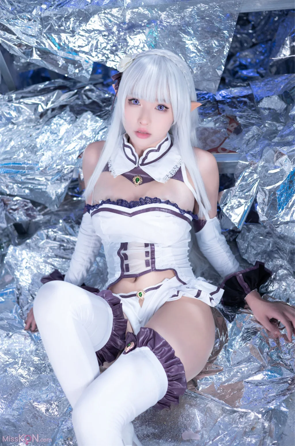 Coser@清水由乃: 重生之我是艾米莉亚 (41 photos)