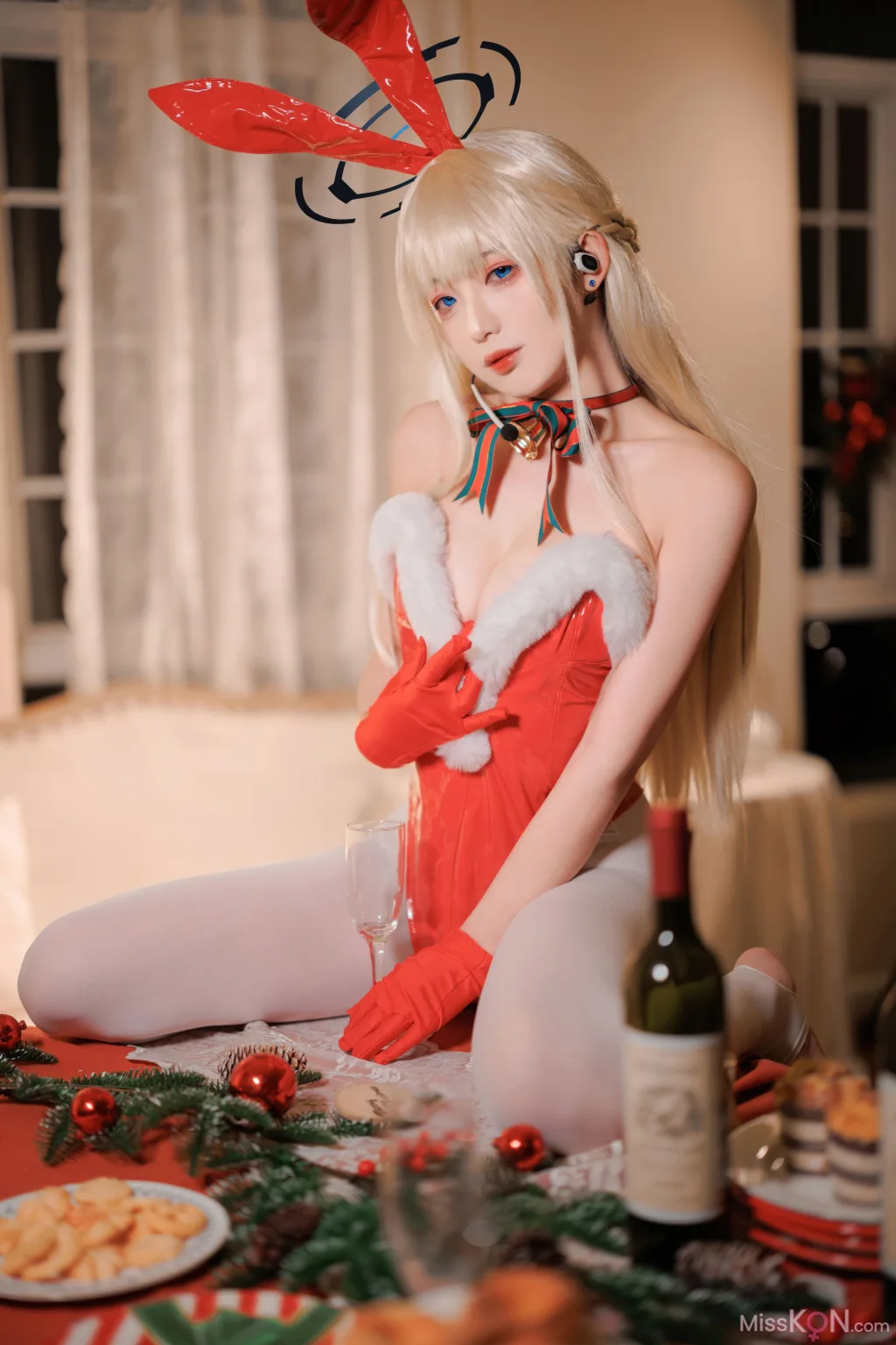 Coser@封疆疆v: 蔚蓝档案 飞鸟马时 圣诞 (40 photos)
