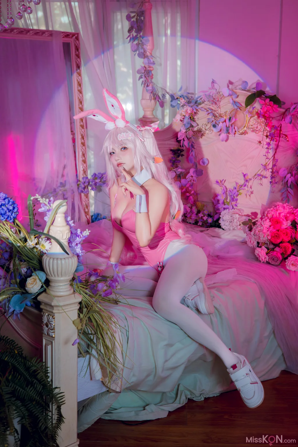 Coser@是一只熊仔吗: Nikke爱丽丝兔女郎 (50 photos)