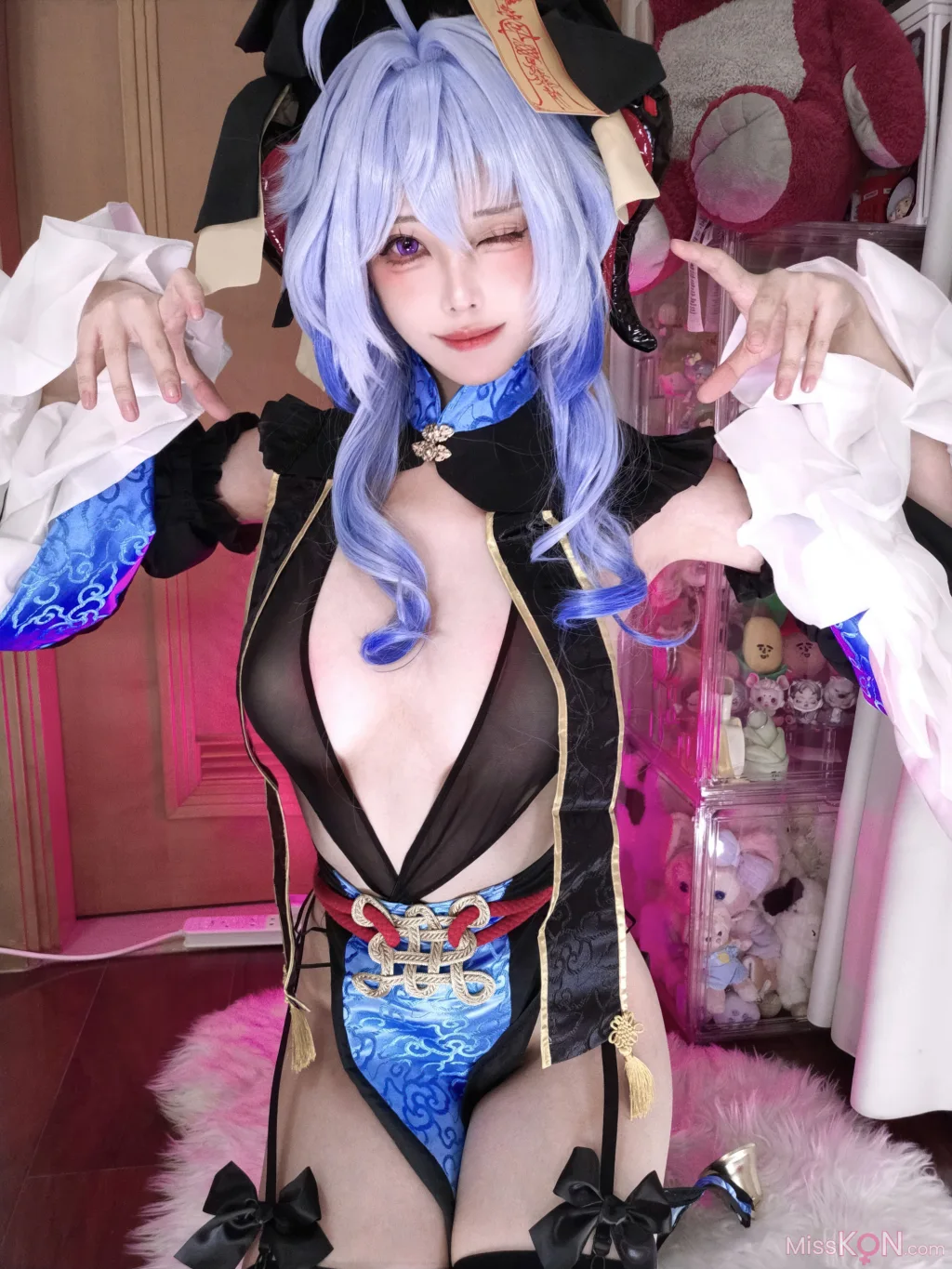 Coser@蜜汁猫裘: 原神 甘雨 国风小僵尸 (47 photos + 2 videos)