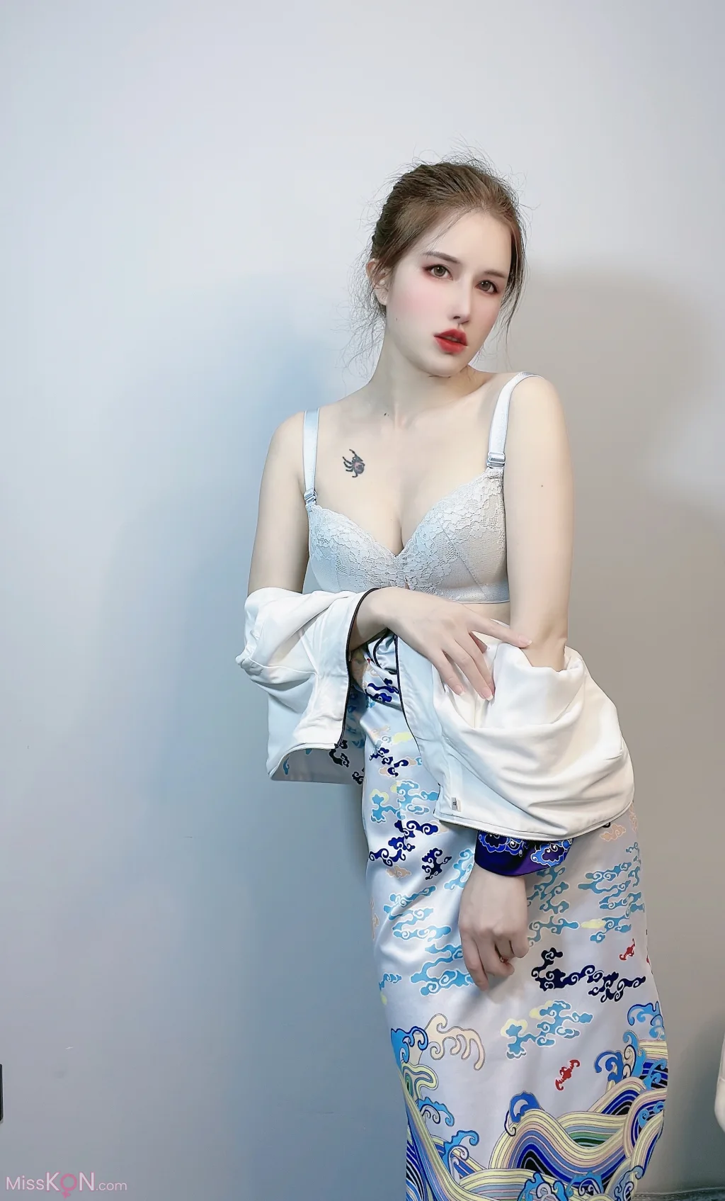 Coser@鹿八岁: 预售期间附送自拍图 (27 ảnh + 1 video)