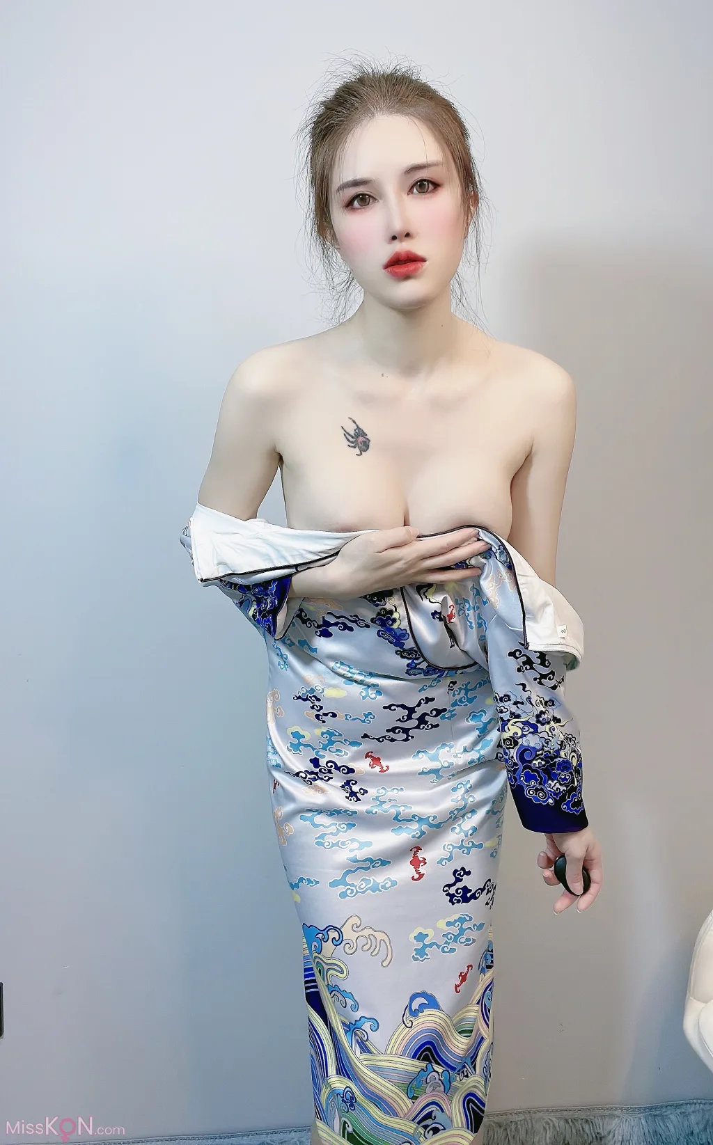 Coser@鹿八岁: 预售期间附送自拍图 (27 ảnh + 1 video)