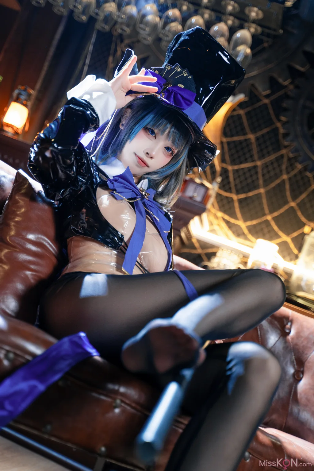 Coser@三無人型: 碧蓝航线 柴郡绚烂夜梦 (40 photos)